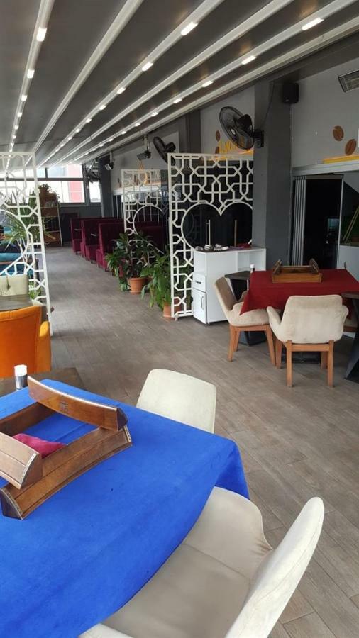 Ozturk Hotel 안탈리아 외부 사진