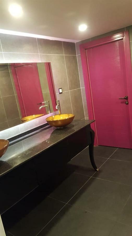 Ozturk Hotel 안탈리아 외부 사진